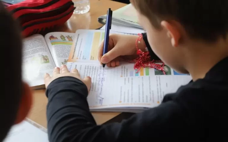 Домашните-по-математика-вредят-на-децата