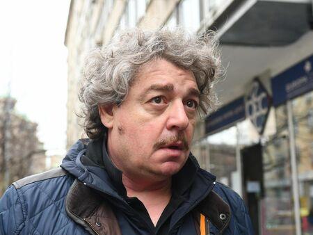 Таксиджия счупи ръката на този известен българин при катастрофа Таксиджия-счупи-ръката-на-този-известен-българин-при-катастрофа