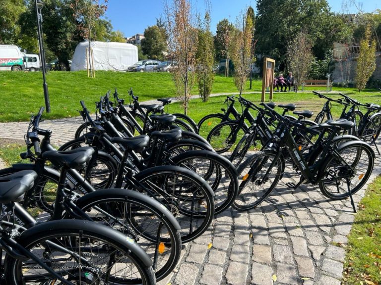 Проблем-с-мобилното-приложение-спря-временно-наемането-на-електрически-велосипеди-в-Бургас