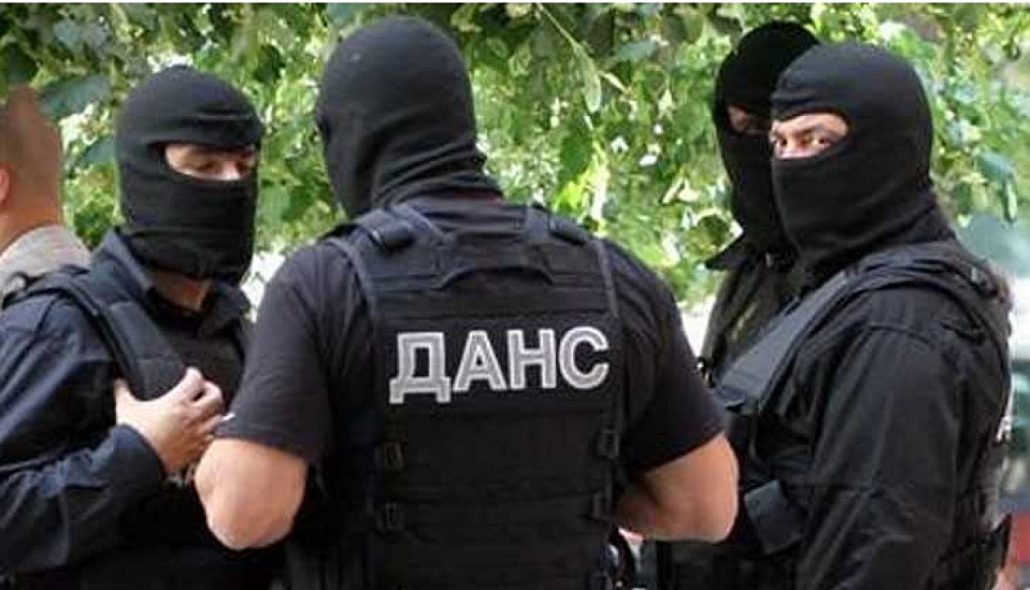 В-комисията-за-скандала-в-митниците:-Шефът-на-ДАНС-разказа-за-дарове-на-паркинга-на-НС
