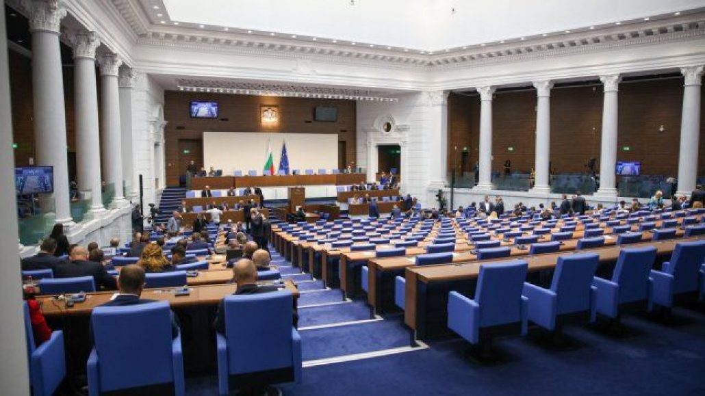 НС-няма-да-заседава-по-време-на-предизборната-кампания