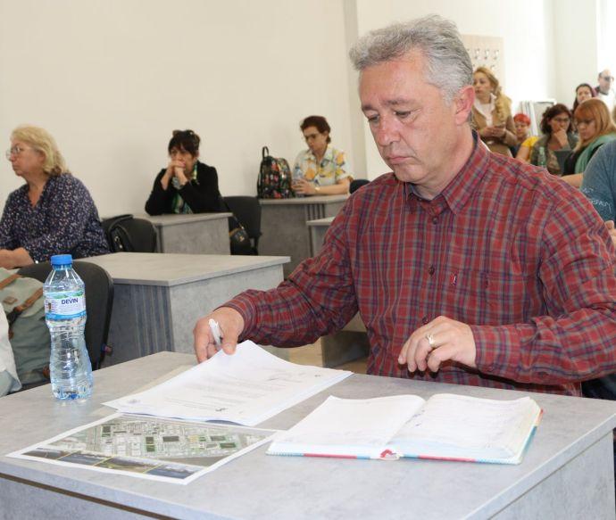 Кметът на Камено призова за намиране на по-добра технология за третиране на нефтените утайници на територията на „Лукойл Нефтохим Бургас“ 4 25D0 25BA 25D0 25B0 25D0 25BC 25D0 25B5 25D0 25BD 25D0 25BE1002