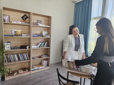 С тържествена церемония бе открит новият Студентски център към университет „Проф. д-р Асен Златаров“ (СНИМКИ) 27 171275271920461
