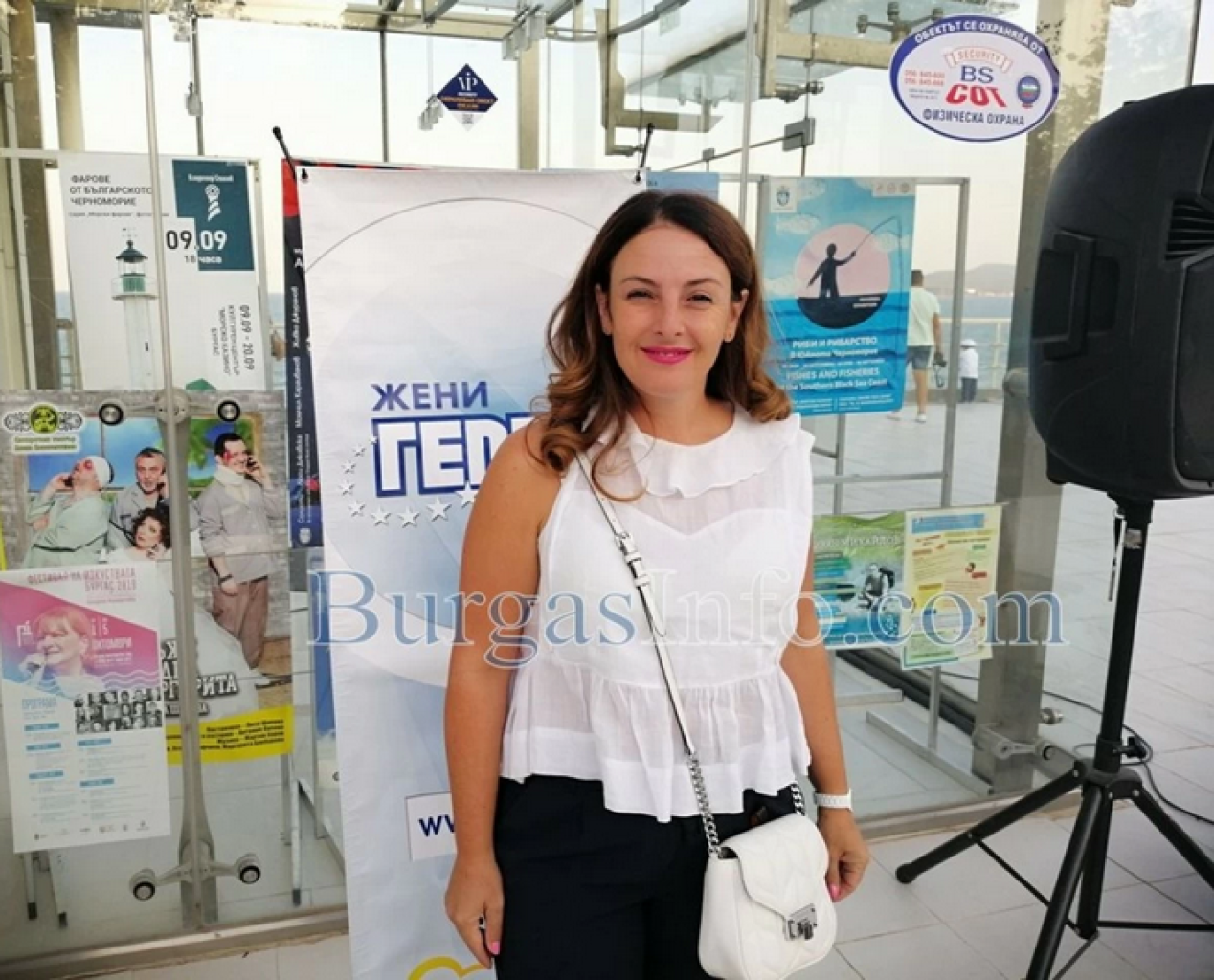 Общинският съветник Евелина Михалева пита областния управител за пропадналата крайбрежна алея в Сарафово 1 image