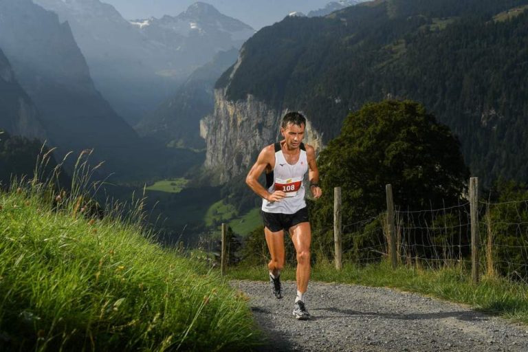 Световният-шампион-по-планинско-бягане-Шабан-Мустафа-тръгна-от-Сунгурларе-към-Мадейра-за-нова-Европейска-титла