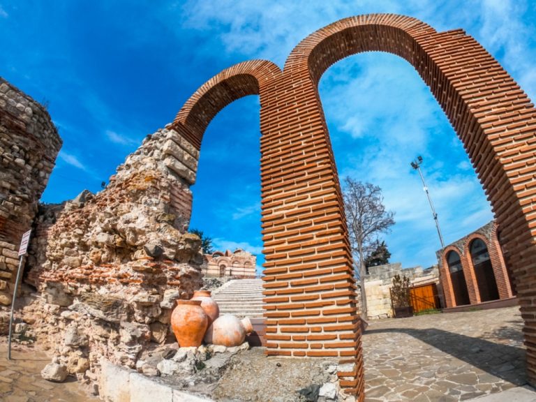 Откриват утре летния сезон в Несебър, очакват президентът и служебни министри Откриват-утре-летния-сезон-в-Несебър,-очакват-президентът-и-служебни-министри