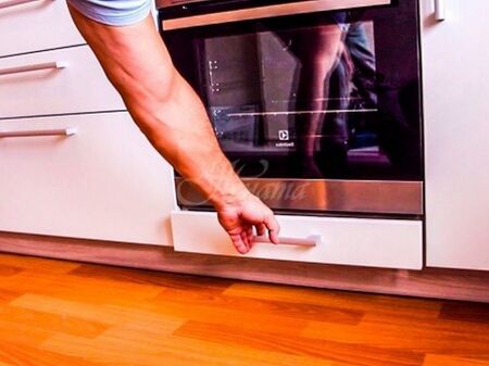 На бас, че не знаете за какво служи чекмеджето под фурната На-бас,-че-не-знаете-за-какво-служи-чекмеджето-под-фурната