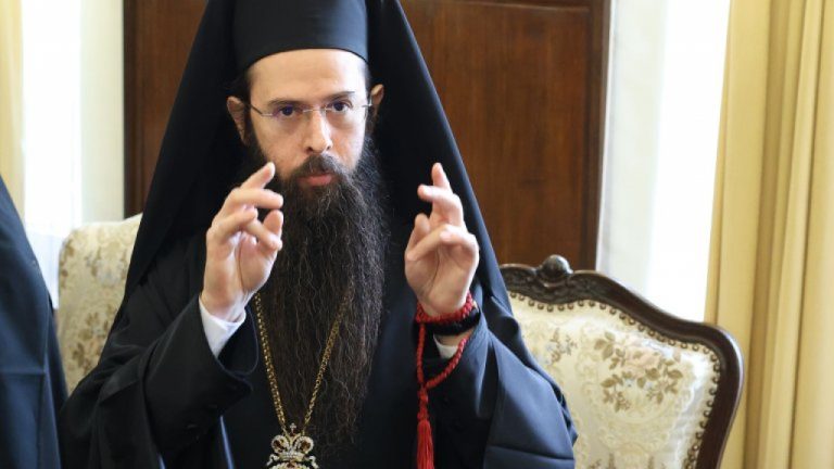 Новият-Сливенски-митрополит-Арсений-официално-пое-поста-си