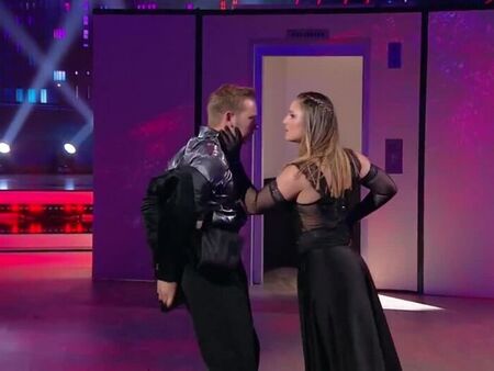 Влюбих се по време на Dancing stars, призна тази звезда 1 image
