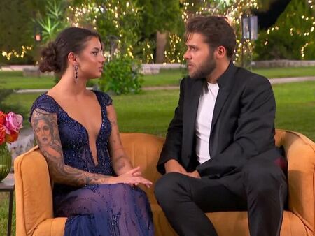 Тази Ергенка нападна лошо Алек и майка му, нарече го 2 image