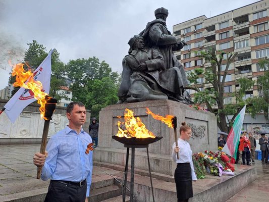 Безсмъртният полк все пак излезе в София 3 Image 17842115 40 0