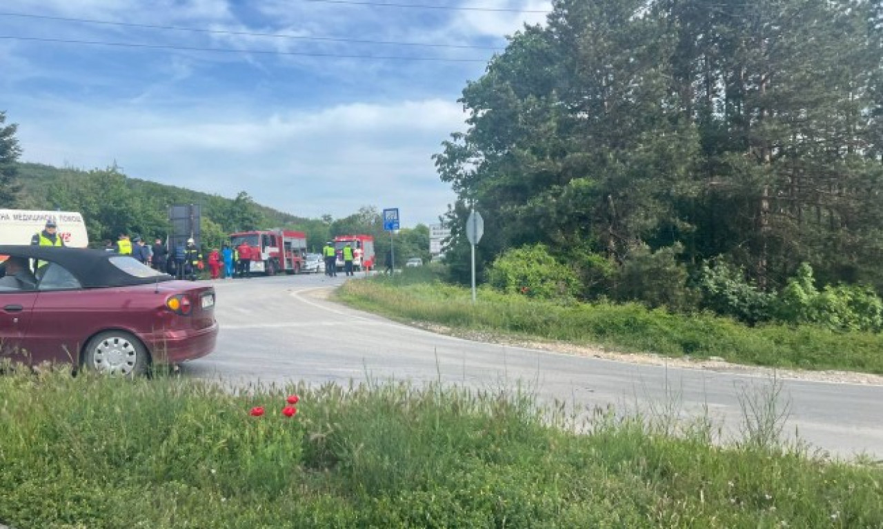 Тежко е състоянието на жената, пострадала при катастрофата с Петков 1 image