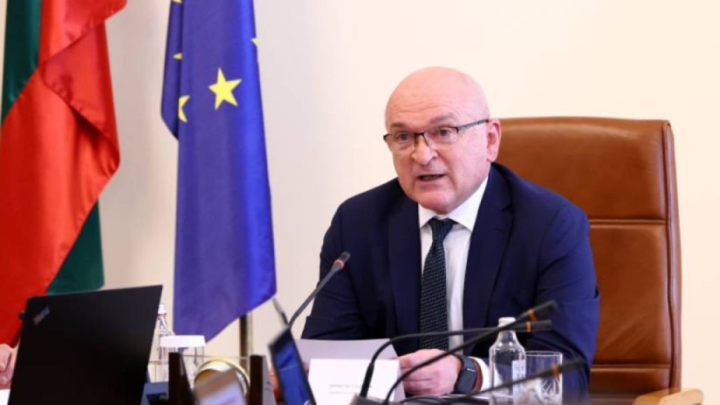 Главчев-за-Сребреница:-Може-би-ще-има-проверка-за-теч-на-документи-от-МВнР