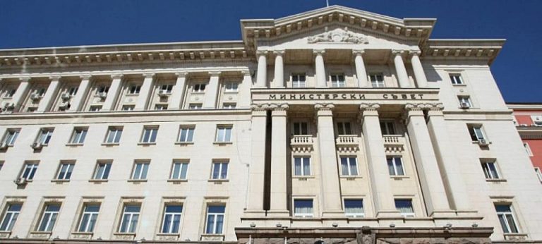 Анализатор-сглоби-новия-кабинет-на-България,-съжали-Христо-Иванов-за-сепукото