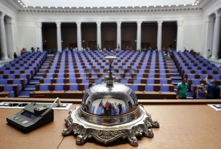 Ето-как-се-разпределят-мандатите-в-50-ото-Народно-събрание