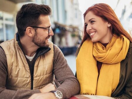 5 хитри техники как да манипулирате мъжете с цвета на дрехите 5-хитри-техники-как-да-манипулирате-мъжете-с-цвета-на-дрехите