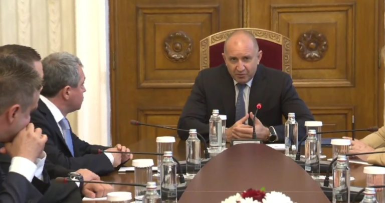 ИТН-при-Радев:-Ниската-избирателна-активност-е-ужасяваща,-изход-–-президентска-република