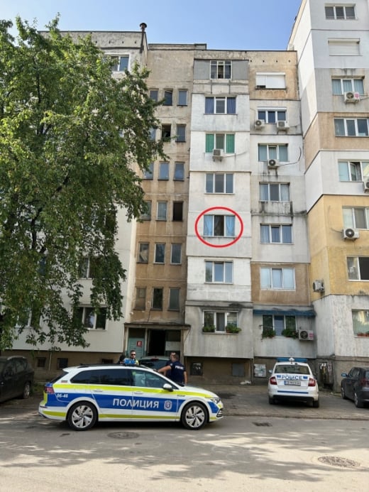 Черна прокоба тегне над семейството на 7-г. дете, полетяло от 3 етаж във Враца 1 25D0 25B0 25D1 2581 25D0 25B43