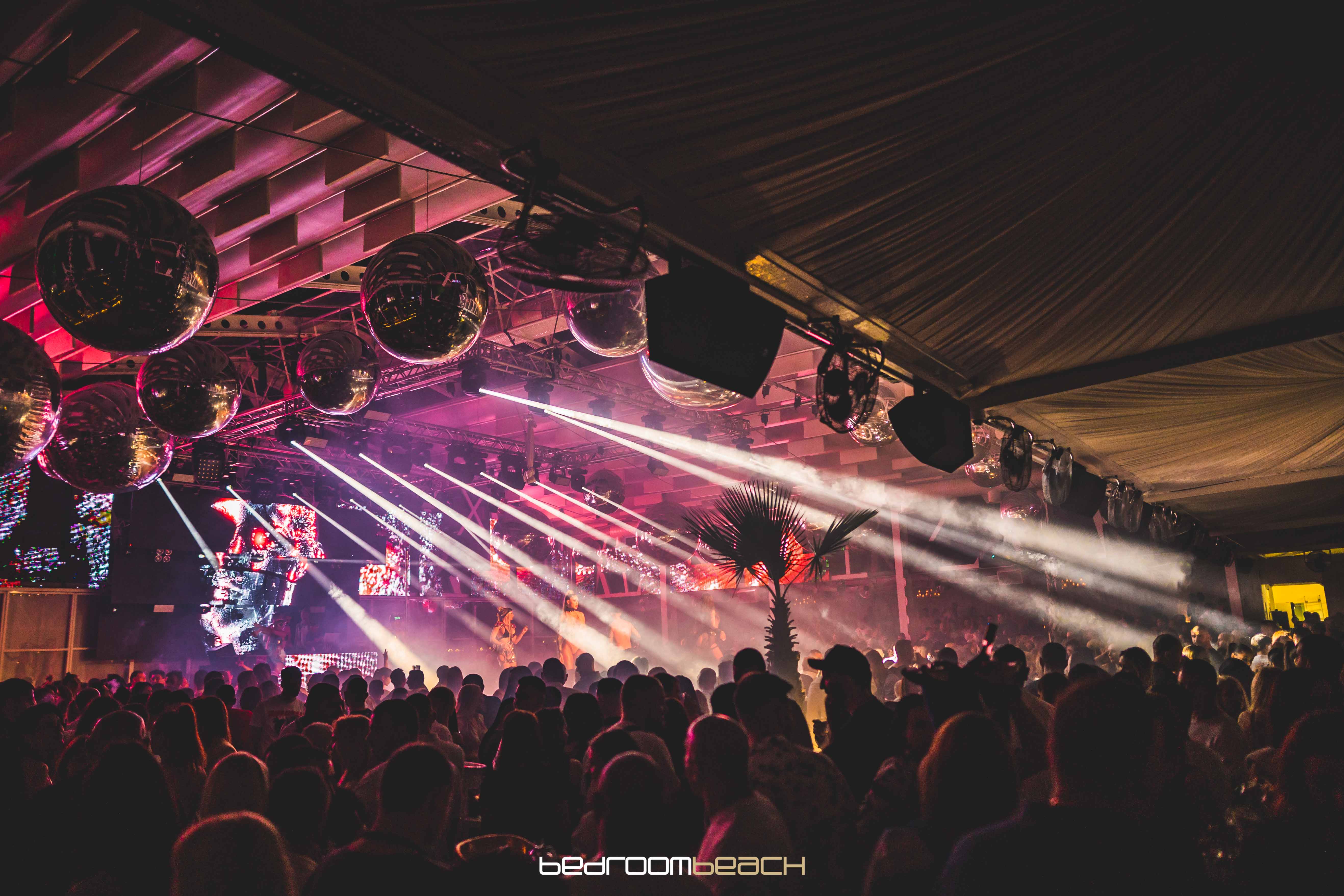 Гости от Румъния, Турция и Гърция откриват сезона в Слънчев бряг 5 bedroom 2520beach 25206