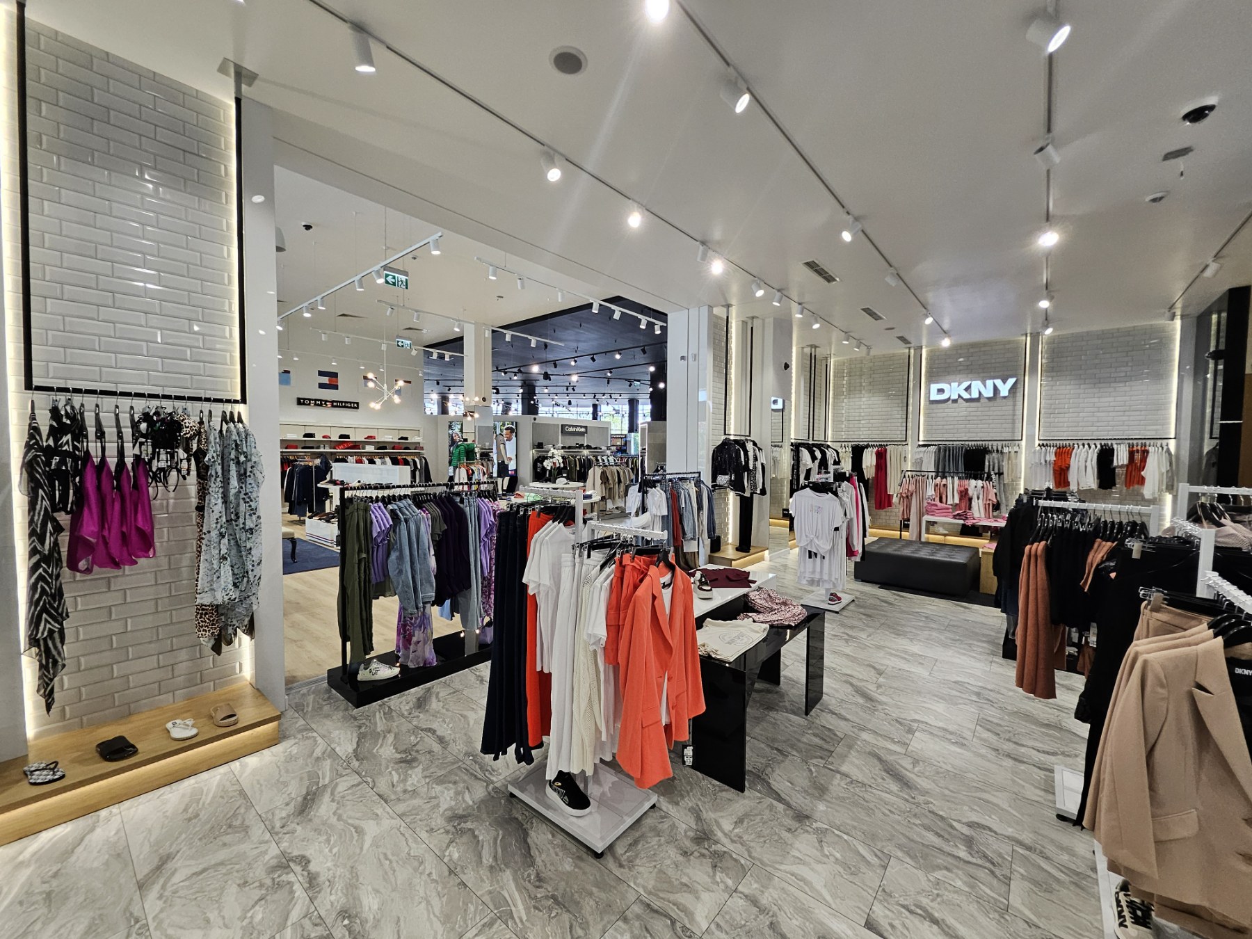 Подарете си истински dream shopping в първата мултибранд зона в Бургас (СНИМКИ) 4 viber 25D0 25B8 25D0 25B7 25D0 25BE 25D0 25B1 25D1 2580 25D0 25B0 25D0 25B6 25D0 25B5 25D0 25BD 25D0 25B8 25D0 25B5 2024 05 29 11 33 50 751