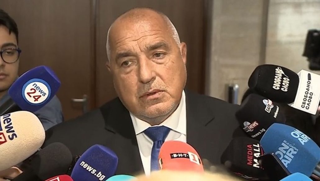 Бойко-Борисов:-Листопадите-в-другите-партии-не-ни-касаят,-надявам-се-в-13-ч.-да-има-държавници