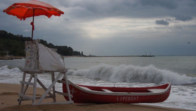 Експерти-с-добри-новини:-Водата-по-Южното-Черноморие-е-чудесна-за-къпане